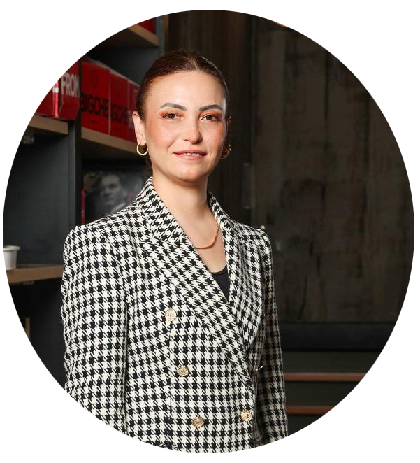 Özge Yanık