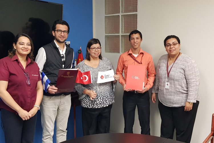 Öğr. Gör. Gökhan Kırbaç Universidad Tecnológica de El Salvador'da Ders Verdi