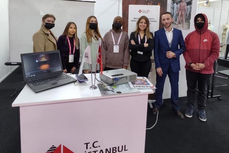 Meslek Yüksekokulu Moda Tasarımı Programı LINEXPO İç Giyim Fuarı’na Katıldı