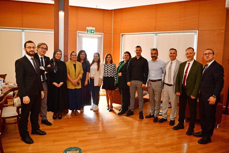 İKÜ MYO Uçuş Harekat Yöneticiliği Programı ile Türk Hava Yolları Arasında İş Birliği Toplantısı 