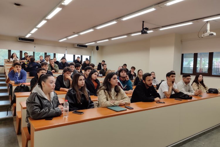 “Gümrük Müşavirliği: Dış Ticaretin Anahtarı”