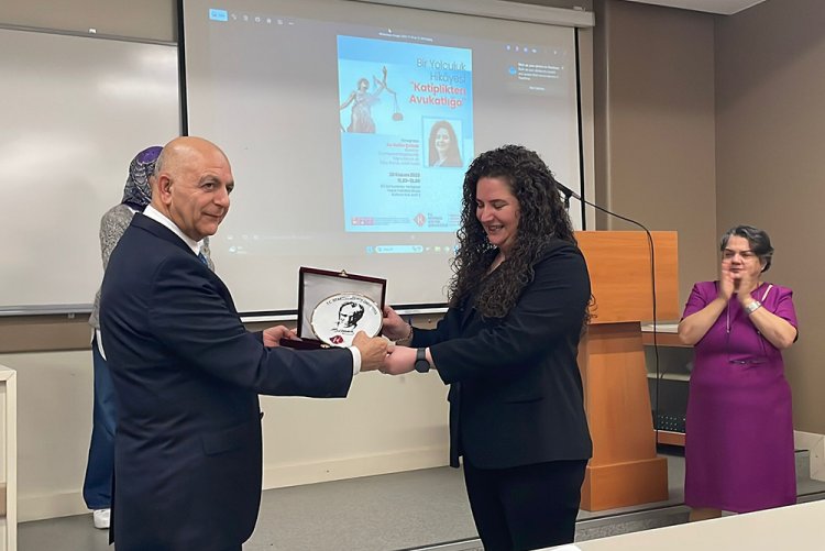 "Bir Yolculuk Hikâyesi: Katiplikten Avukatlığa" 