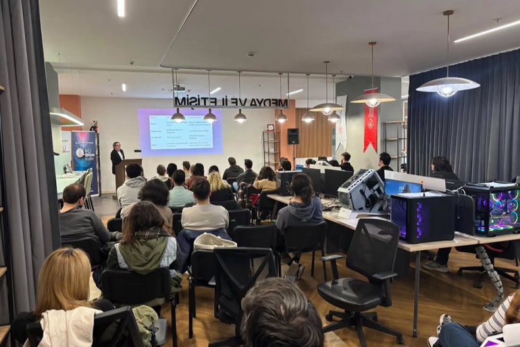 "Kuantumun Garip Dünyası: Gerçeklik Ne Kadar Gerçek?"