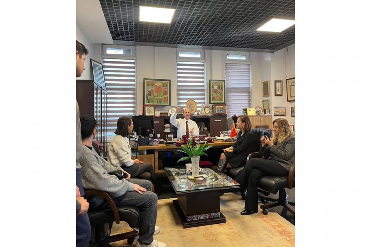 Marmara Üniversitesi Prof. Dr. Orhan Oğuz Kütüphanesi Teknik Gezisi