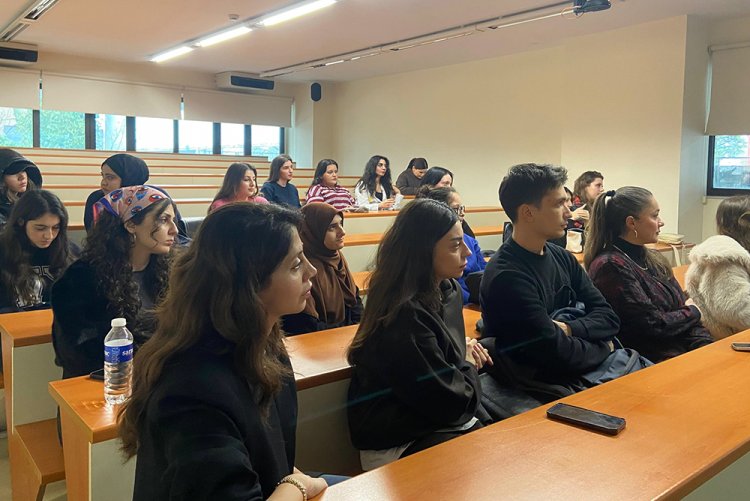 "Kadın Sağlığı, Hijyeni ve Endometriozis Farkındalığı"