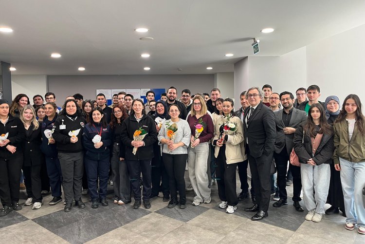 Emekçi Kadınlarımızla Güçlüyüz