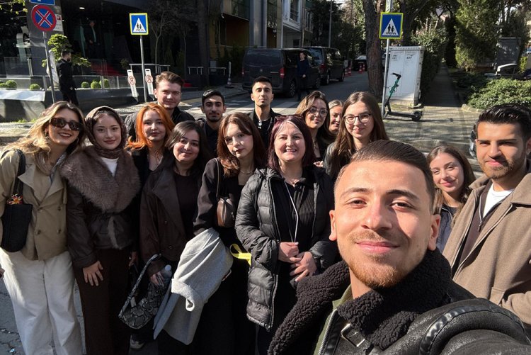 "OMG! İletişim Ajansı Ziyareti: Ajans Süreçlerini Yerinde Gözlemlemek"