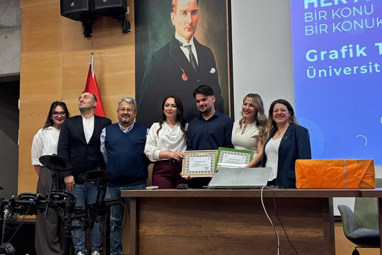 "Her Ay Bir Konu Bir Konuk: Grafik Tasarım 101 – Üniversitede Seni Neler Bekliyor?"