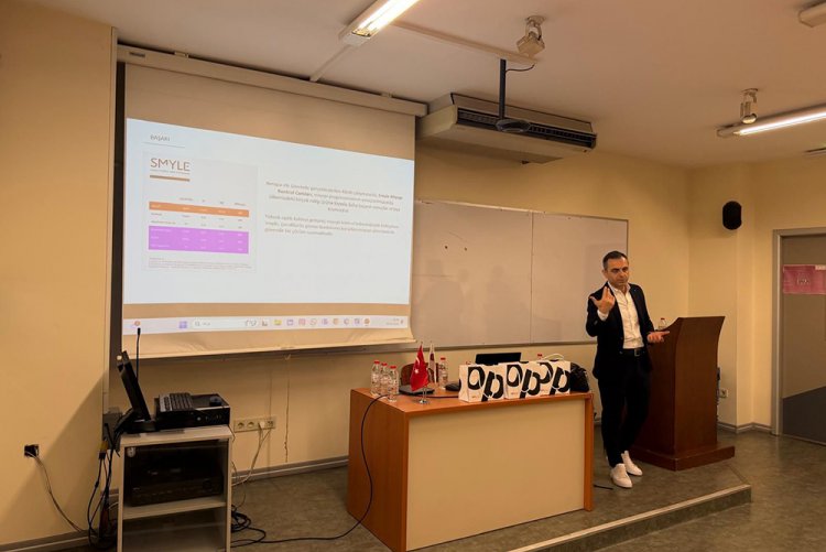 Optisyenlik Programı Öğrencileri ile Optiswiss Firması Yetkilileri Bir Araya Geldi