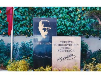 İKÜ MYO Radyo ve TV Teknolojisi Programı Öğrencilerinden, 19 Mayıs Atatürk'ü Anma Gençlik ve Spor Bayramı Videosu 