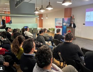 "Kuantumun Garip Dünyası: Gerçeklik Ne Kadar Gerçek?"