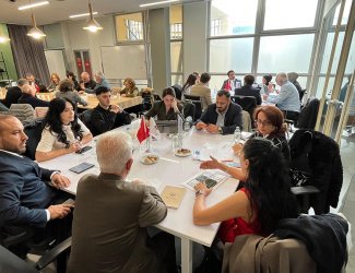 "Sağlık Turizmi Sorunları ve Çözümleri"