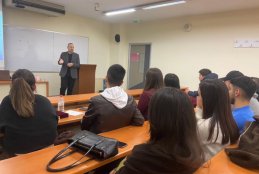 “Türkiye Pazar Yerlerinde E-Ticaret Operasyonları: Trendyol Panel Uygulaması”