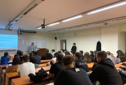 “Bulutların Üzerindeki Hazineler: Değerli Kargo Taşımacılığı”